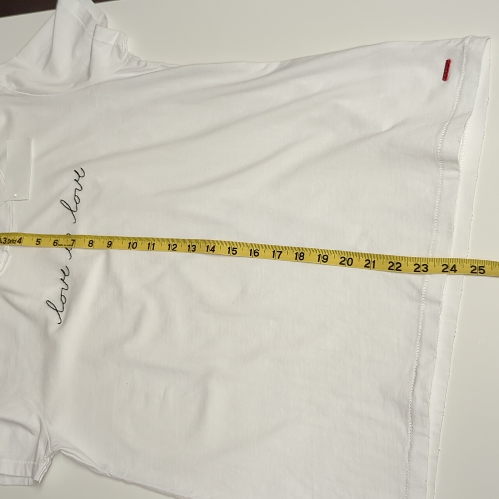 New n: Philanthropy Barry's t-shirt - Picture 7 of 10